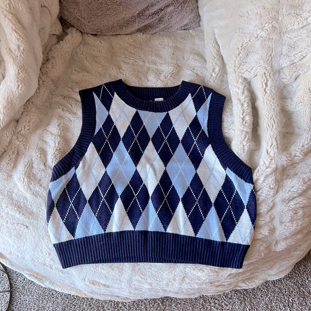 Cropped Blue Argyle Sweater Vest
